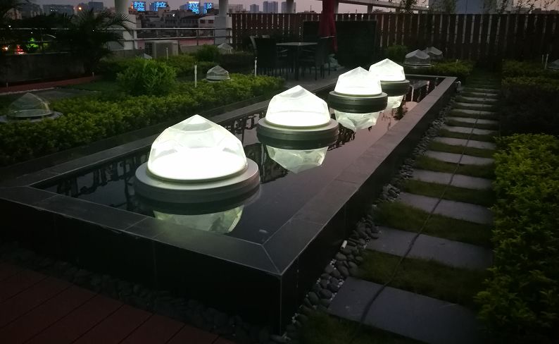 光導照明